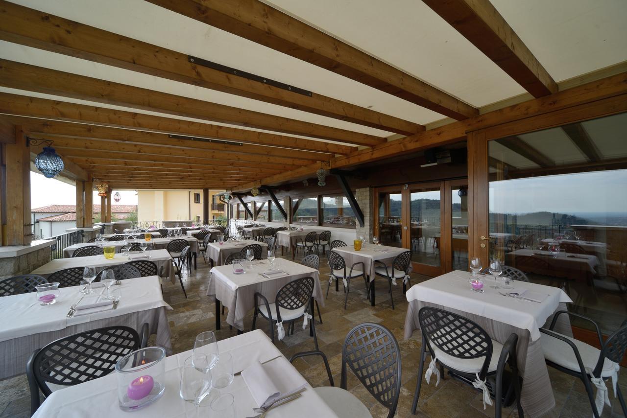 Hotel Ristorante Da Tullio Tarzo Buitenkant foto